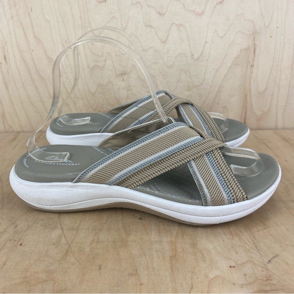 Clarks Cloudsteppers Mira Isle Taupe and Grey Slip On Sandals Women’s Size 8.5